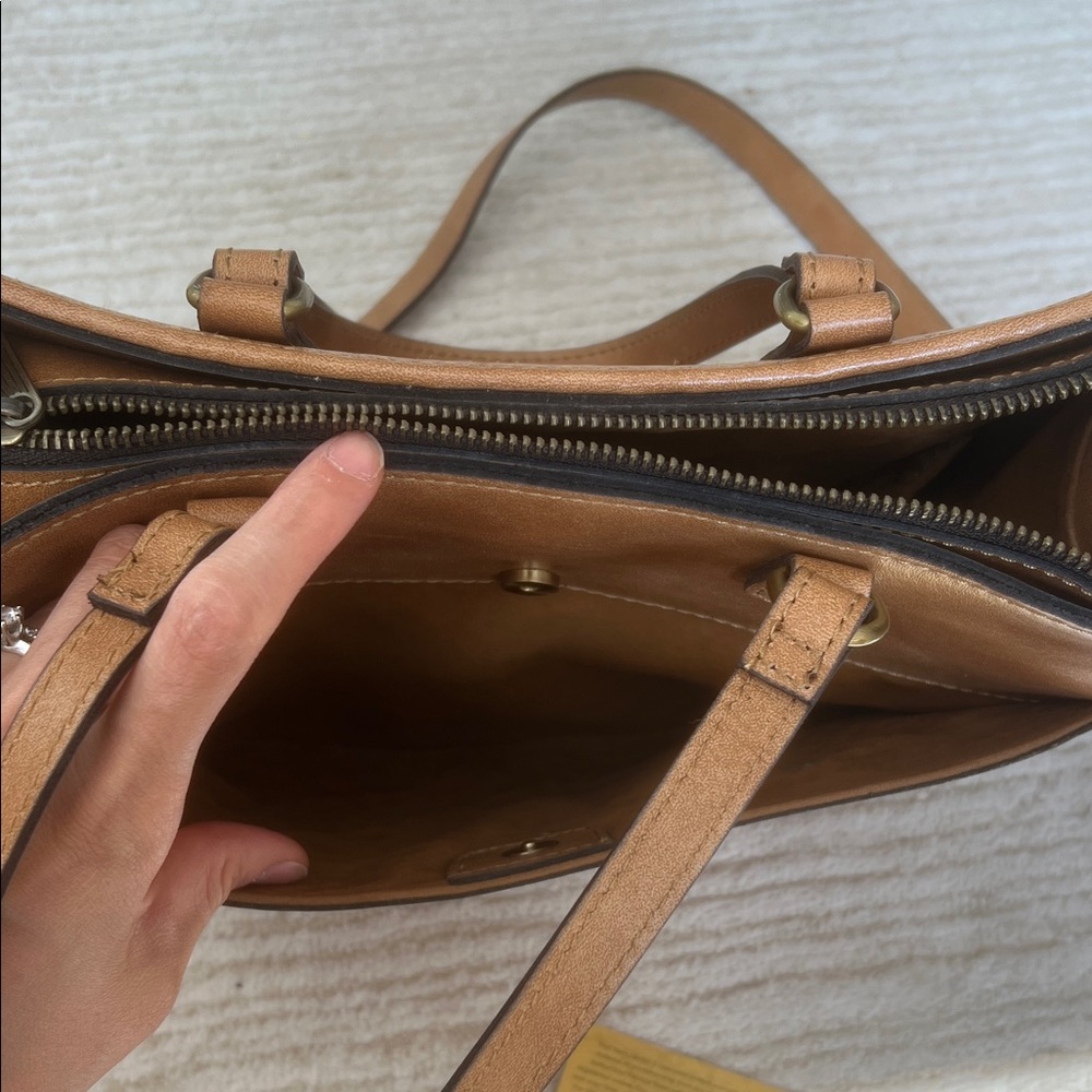 Patricia Nash Tan Woven Leather Shoulder Bag - Picture 6 of 11